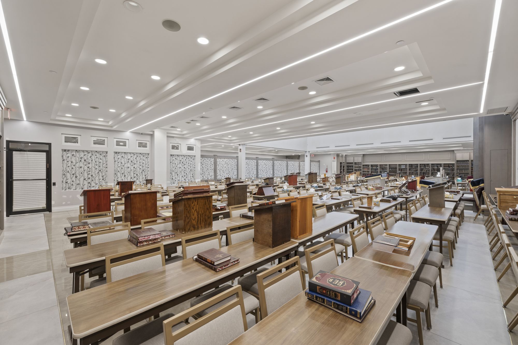 Main hall seating and study tables